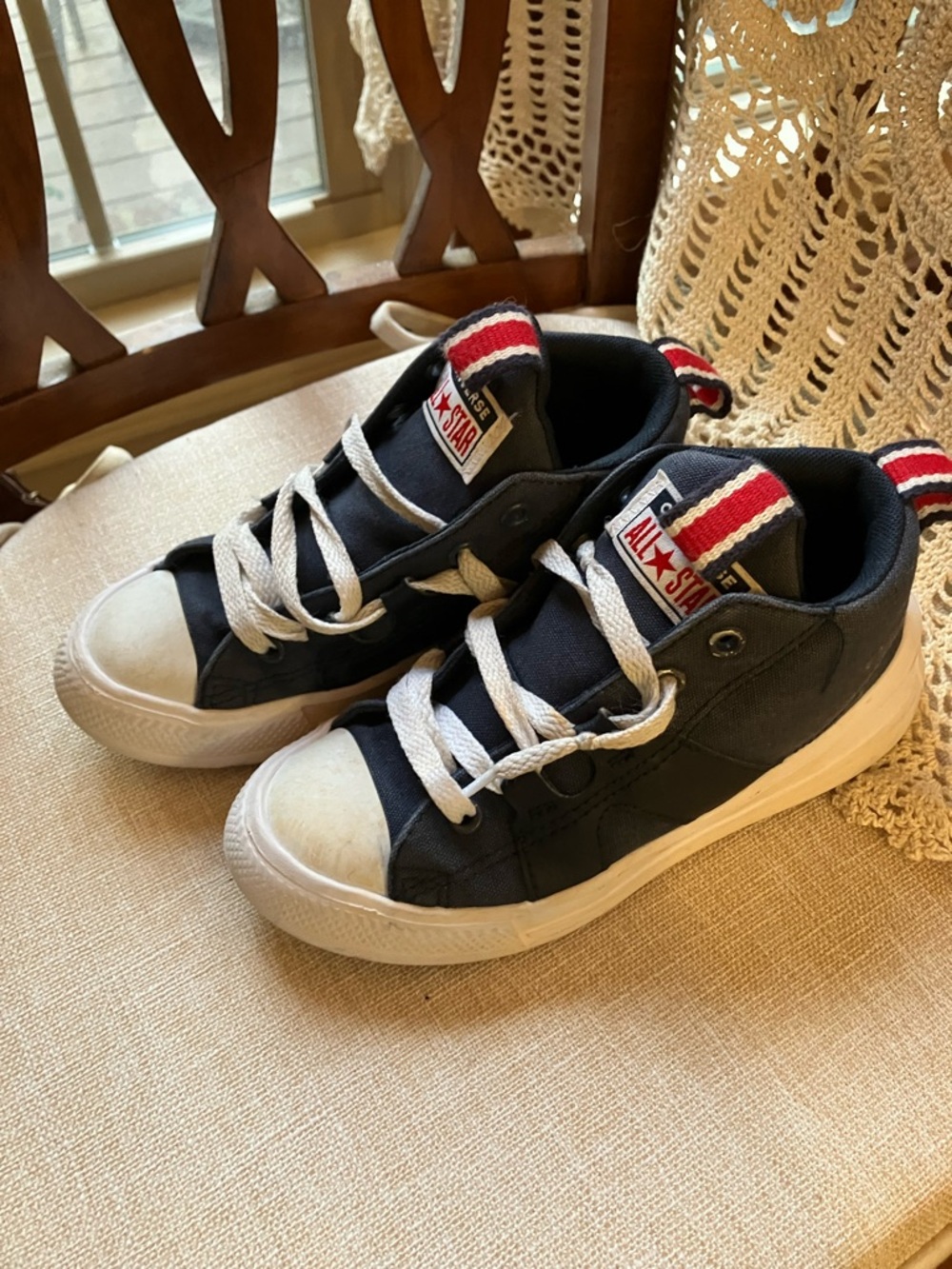 Converse